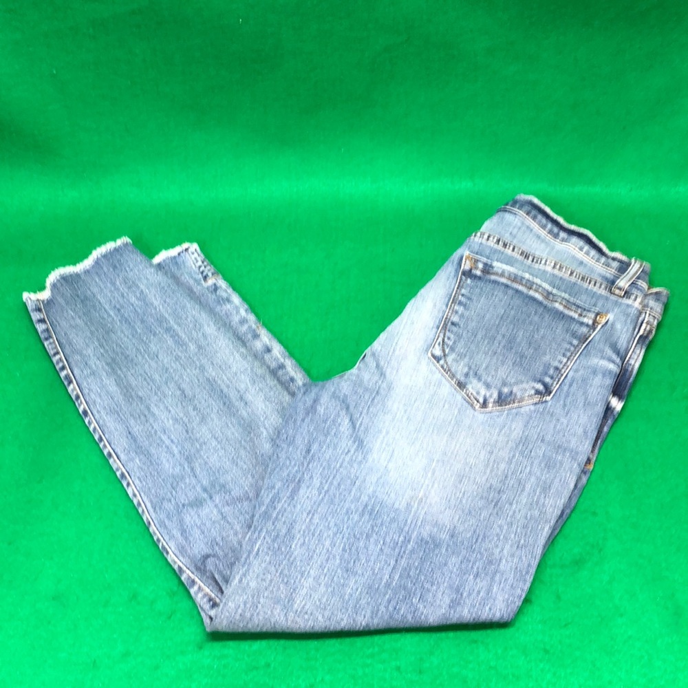 Kenzie Skinny Crop Distressed Jeans Women’s Size 8/29